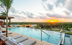 Aloft Tulum